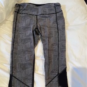 Lululemon Pace Rival Crop (with side pockets) - Sz 8
